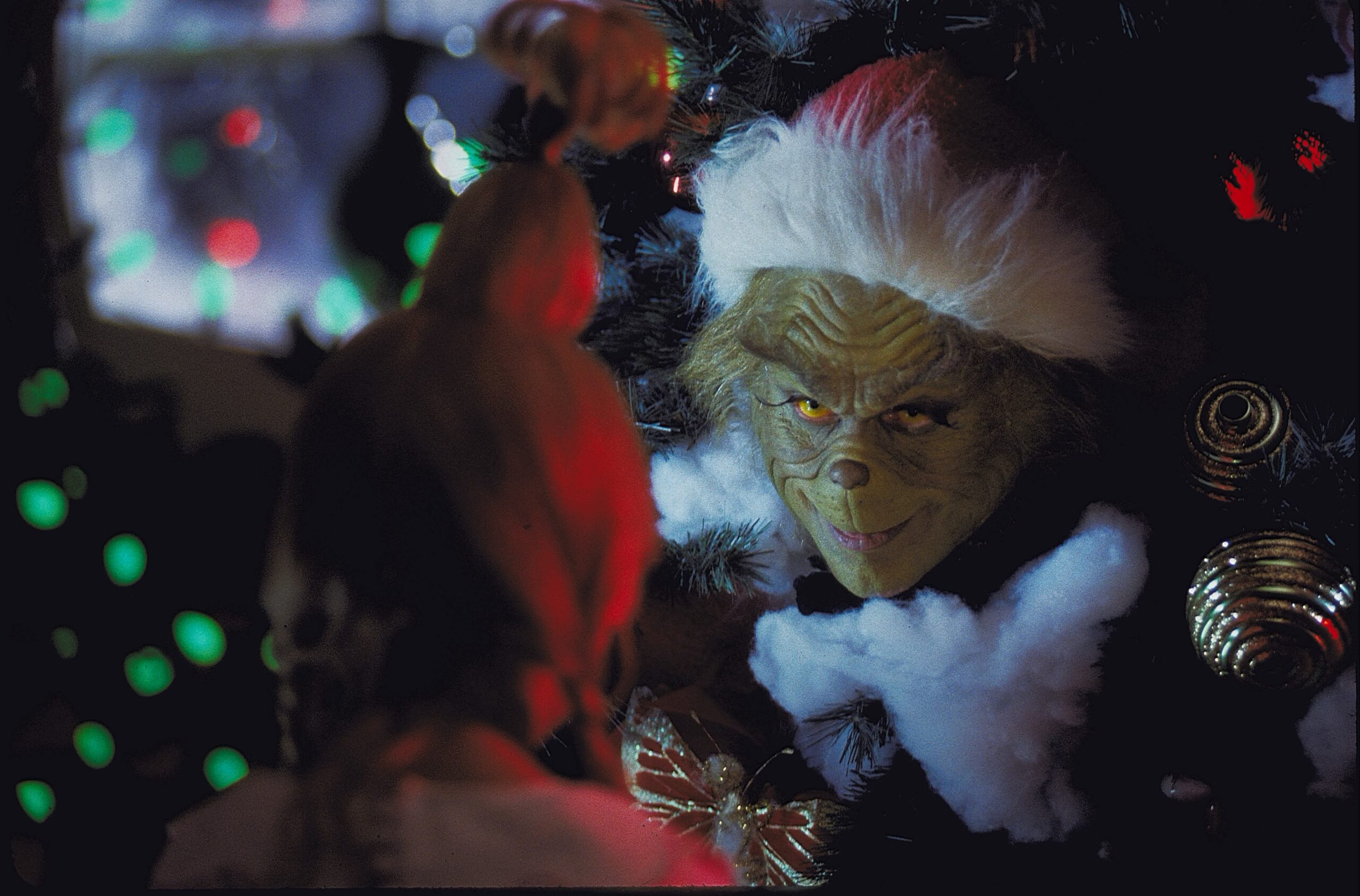 Fathom Events & Universal Pictures Present the Oscar®-Winning Holiday Classic “How The Grinch Stole Christmas,” Returning to Theaters Nationwide on December 3 and 6